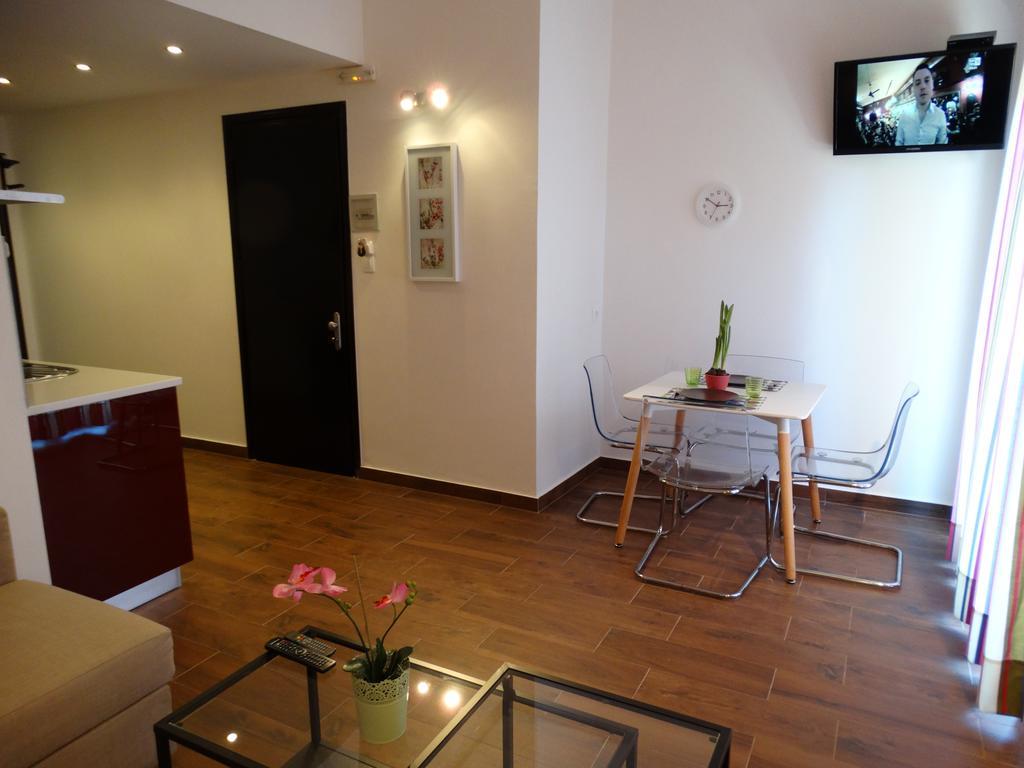 Dassia Beach Pension 部屋 写真
